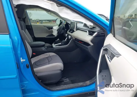 2019 Toyota Rav4 Xle z USA, uszkodzony, nr VIN JTMW1RFV2KJ014168